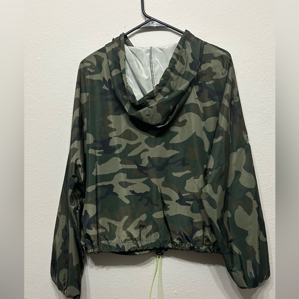 Printed and Solid Popover Windbreaker Jacket - Picture 4 of 9